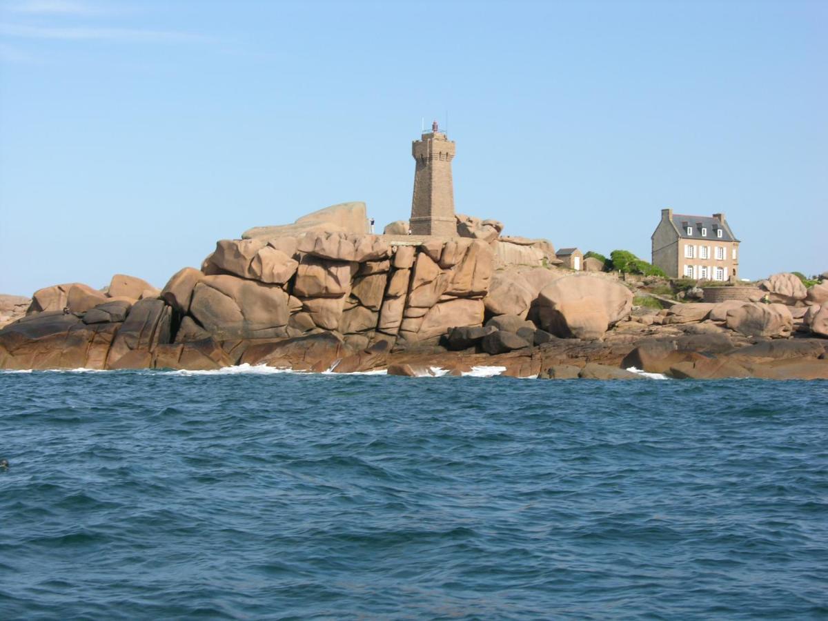 Studio Les Pieds Dans L'Eau Au Port De Ploumanac'H Perros-Guirec Dış mekan fotoğraf